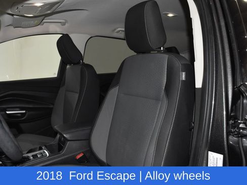 Used 2018 Ford Escape SE FWD image 22