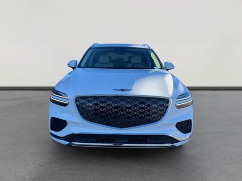 Used 2026 Genesis GV70 2.5T Select image 8