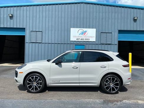 Used 2020 Porsche Cayenne S AWD/4WD image 57