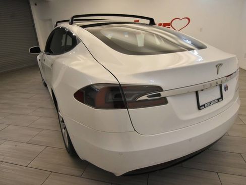 Used 2019 Tesla Model S Long Range image 3