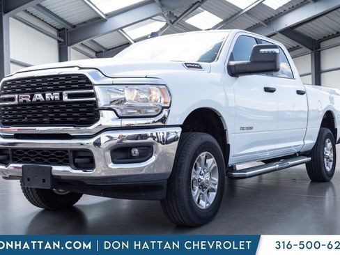 Used 2024 RAM 2500 Big Horn AWD/4WD image 1
