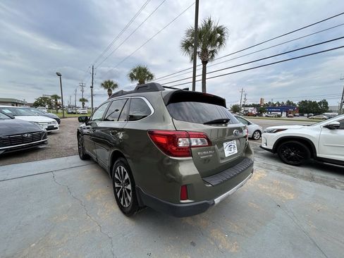 Used 2016 Subaru Outback 2.5i Limited AWD/4WD image 5