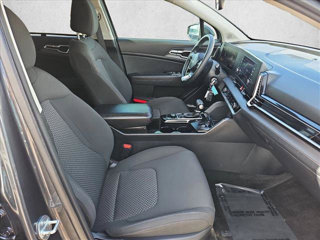 Used 2023 Kia Sportage LX FWD image 27