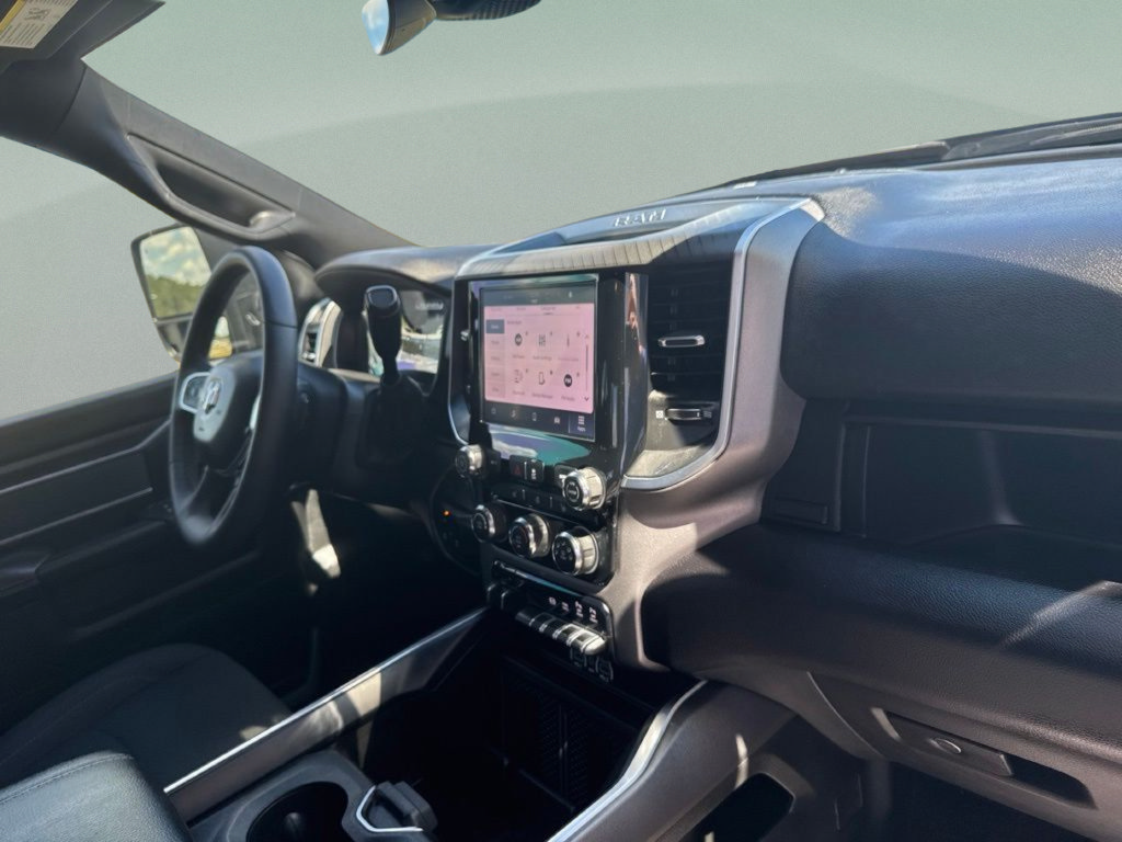 Used 2025 RAM 2500 Big Horn AWD/4WD image 28