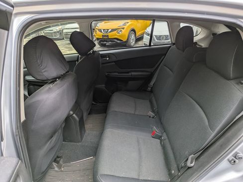 Used 2014 Subaru Crosstrek 2.0i Premium w/ Moonroof Package AWD/4WD image 7