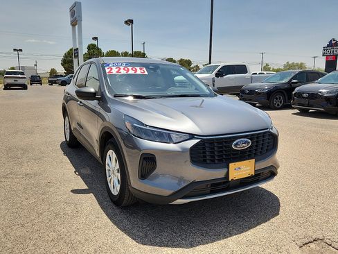 Certified 2025 Ford Escape Active FWD image 1