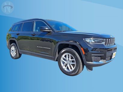 Used 2024 Jeep Grand Cherokee L Laredo