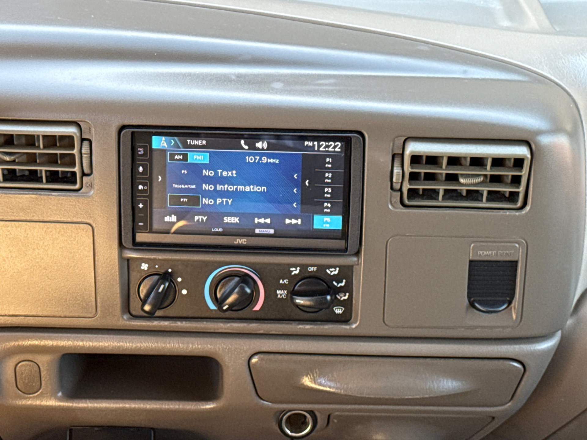Used 2002 Ford F250 XLT RWD image 14