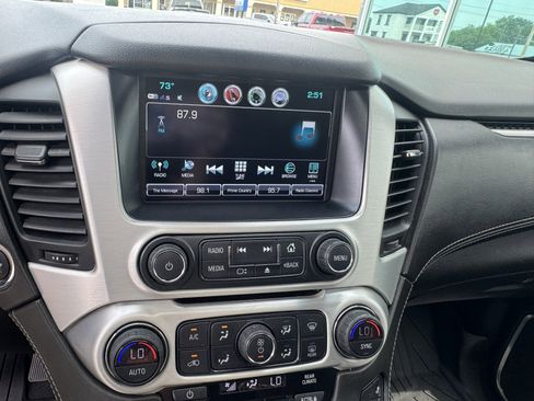 Used 2019 GMC Yukon XL SLT AWD/4WD image 15