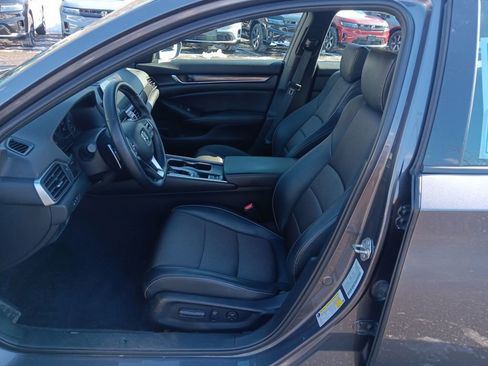 Certified 2018 Honda Accord Sport image 15