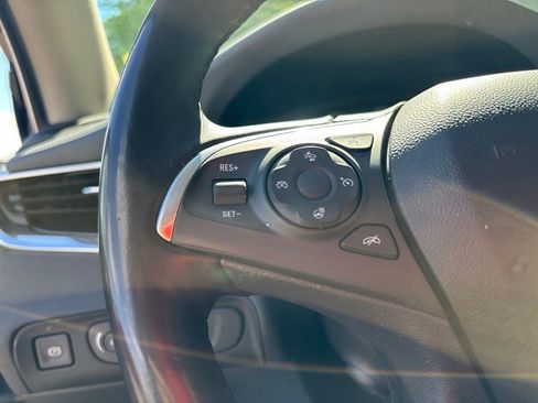 Used 2018 Buick Enclave Premium FWD image 23