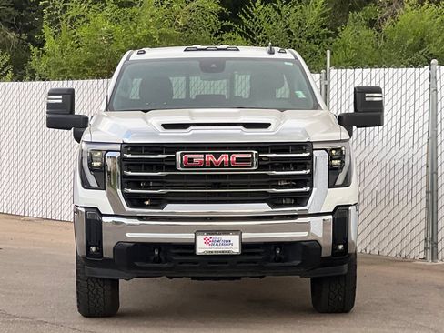 Used 2025 GMC Sierra 2500 SLE w/ SLE Value Package; AWD/4WD image 6
