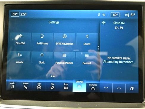 Used 2022 Ford F150 Lariat image 40