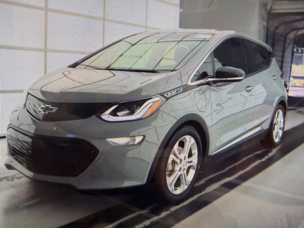 Used 2021 Chevrolet Bolt LT FWD image 3