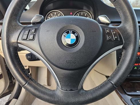 Used 2009 BMW 335i Convertible RWD image 21