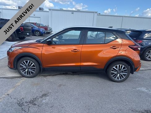 Used 2023 Nissan Kicks SV FWD image 8