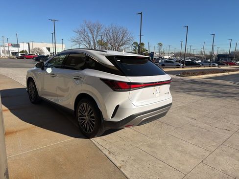 Used 2024 Lexus RX 350 image 4