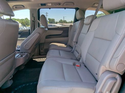 Used 2017 Honda Odyssey EX-L image 11