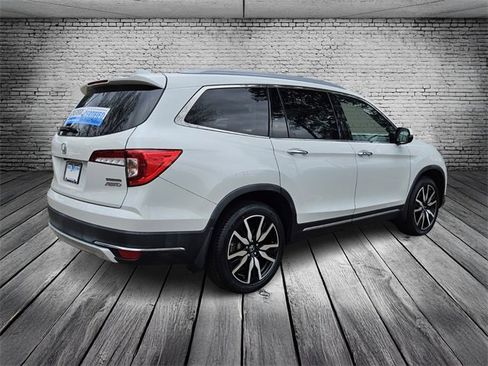 Used 2020 Honda Pilot Touring image 5