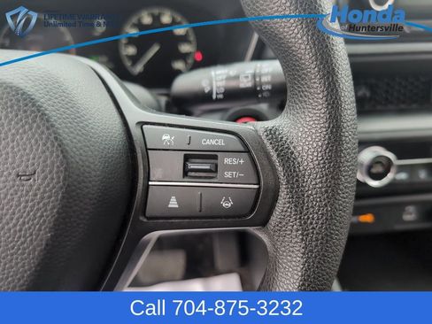 Used 2023 Honda CR-V LX image 23