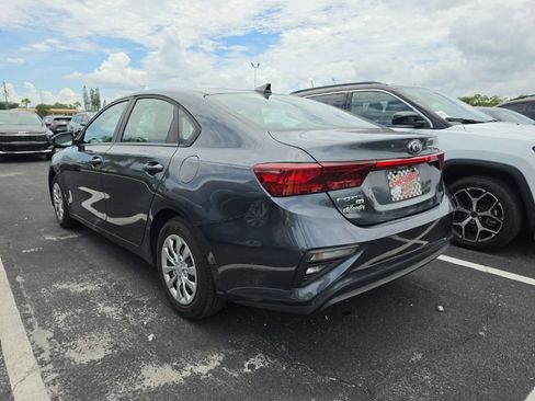 Certified 2021 Kia Forte Sedan FWD image 13