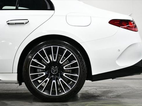 Used 2026 Mercedes-Benz E 53 AMG e 4MATIC Sedan image 7