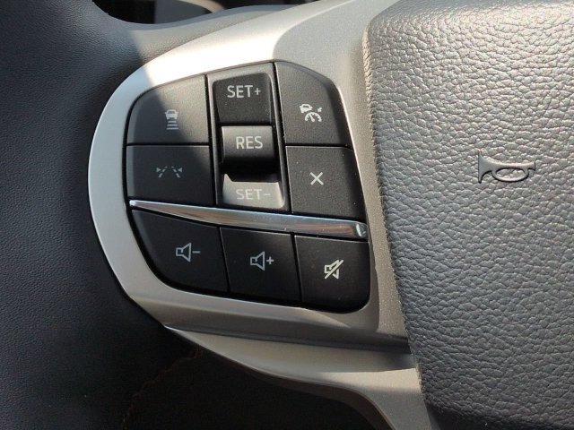 New 2026 Ford Explorer Active RWD image 27