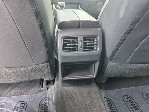 Certified 2022 Nissan Rogue S FWD image 18
