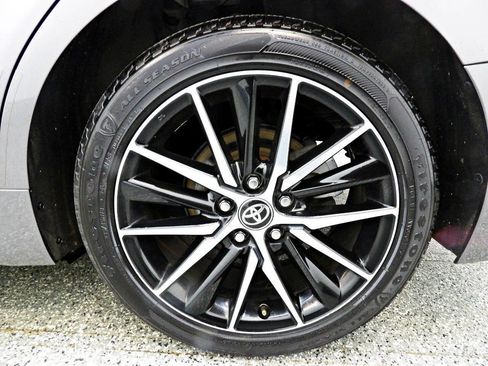 Used 2021 Toyota Camry SE image 19