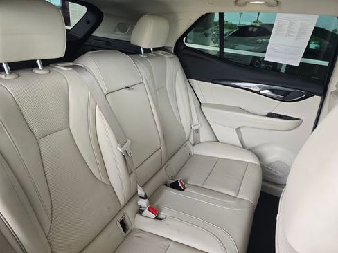 Used 2021 Buick Envision Essence FWD image 15