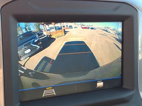 Used 2022 Chevrolet Silverado 1500 Custom image 30