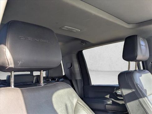 Used 2021 GMC Sierra 2500 Denali w/ Denali Ultimate Package image 20