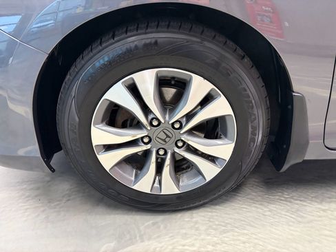 Used 2013 Honda Accord LX image 23
