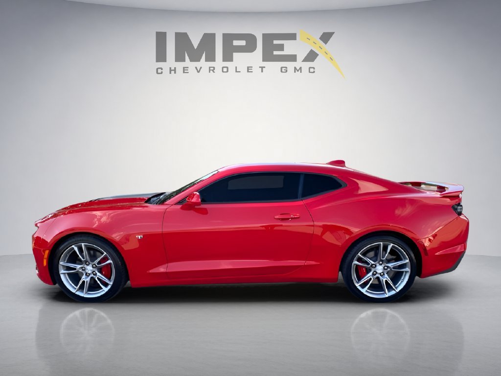 Used 2022 Chevrolet Camaro SS RWD image 25