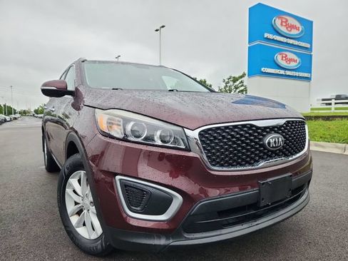 Used 2016 Kia Sorento AWD w/ LX Convenience Package image 15
