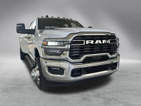 Used 2026 RAM 3500 Tradesman AWD/4WD image 2
