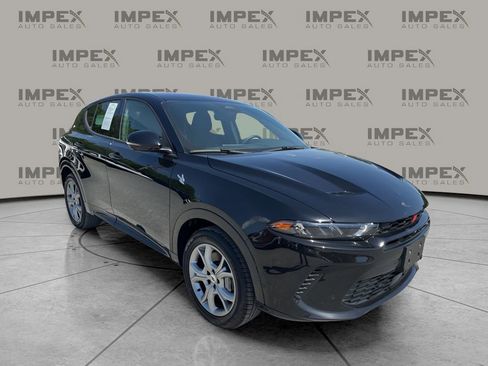 Used 2024 Dodge Hornet R/T w/ Tech Pack w/o Parking AWD/4WD image 7