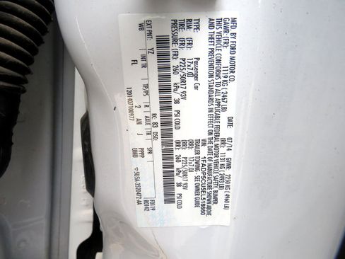 Used 2014 Ford C-MAX Energi SEL image 22