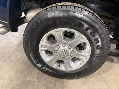 Used 2024 RAM 2500 Big Horn w/ Sport Appearance Package image 21