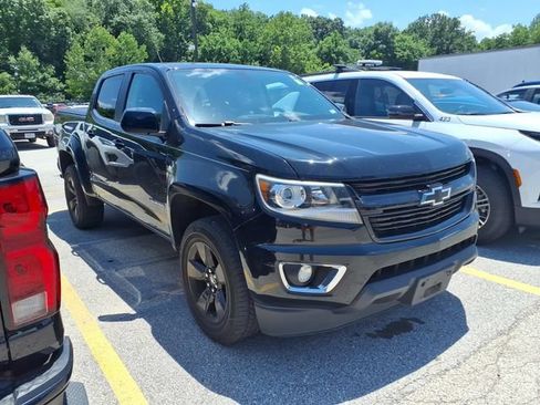 Used 2016 Chevrolet Colorado LT w/ Midnight Edition AWD/4WD image 4