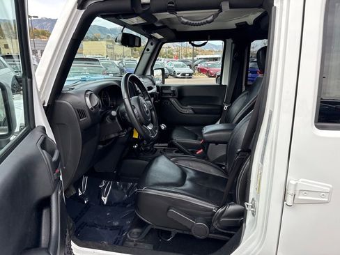 Used 2017 Jeep Wrangler Unlimited Sport image 28