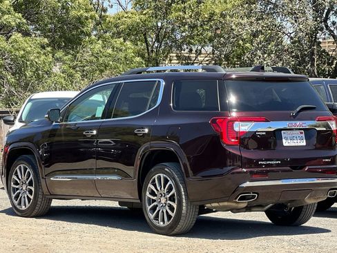 Used 2021 GMC Acadia Denali w/ Denali Ultimate Package AWD/4WD image 6