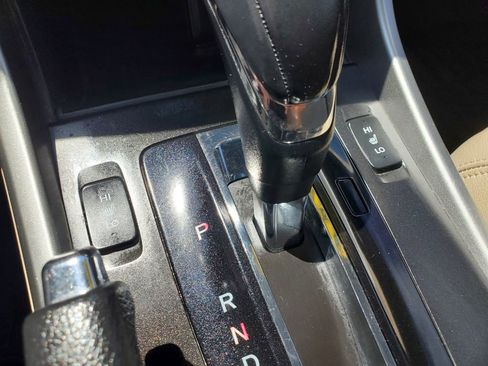Used 2015 Honda Accord EX-L image 25
