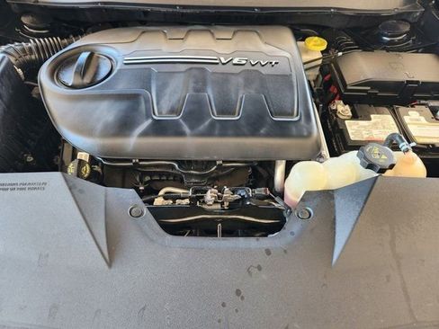 Used 2021 Jeep Cherokee Latitude Lux w/ Sun & Sound Group image 33