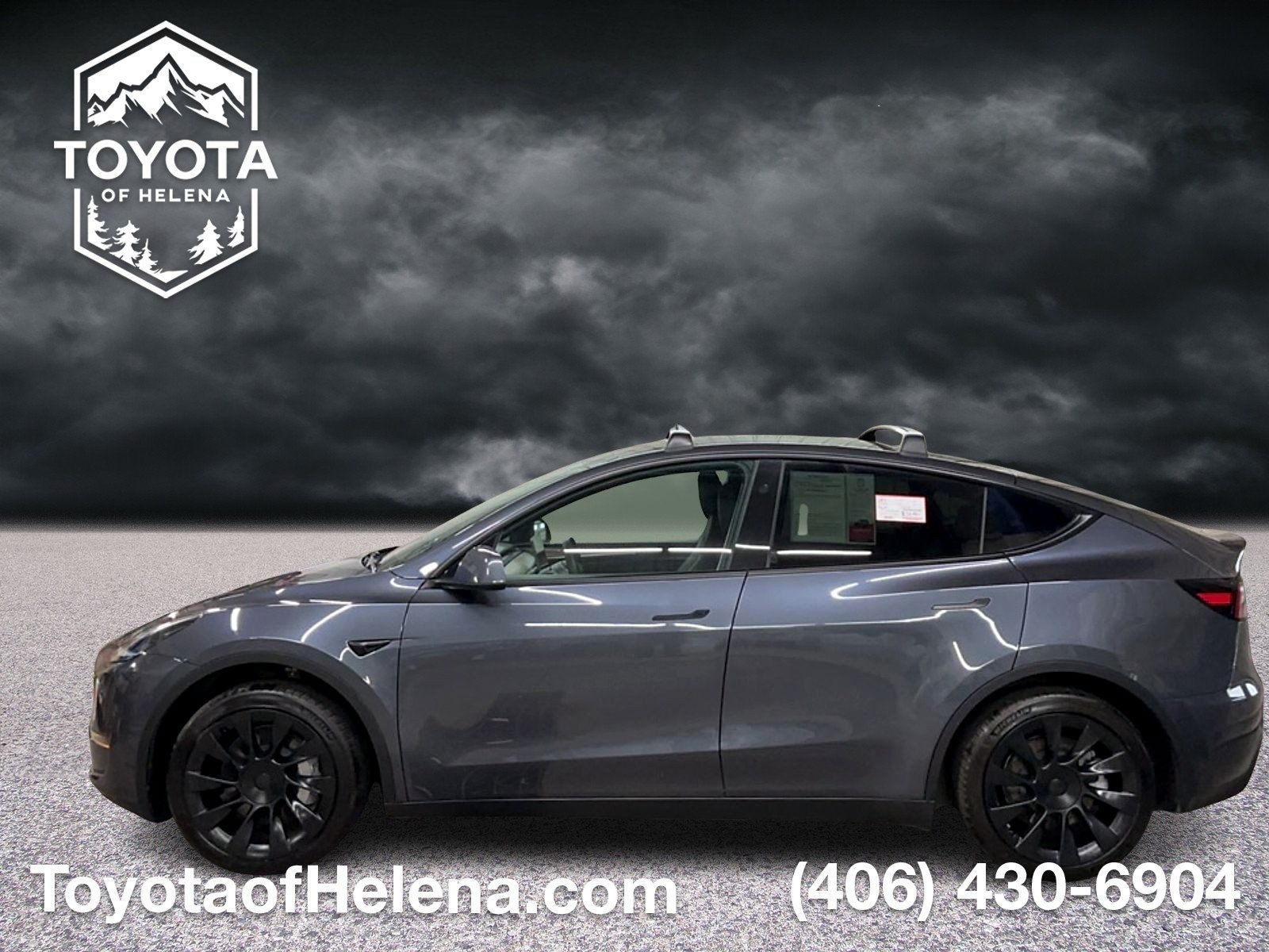 Used 2023 Tesla Model Y 2WD image 2