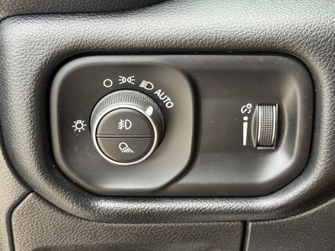 Used 2022 RAM 1500 Lone Star RWD image 23