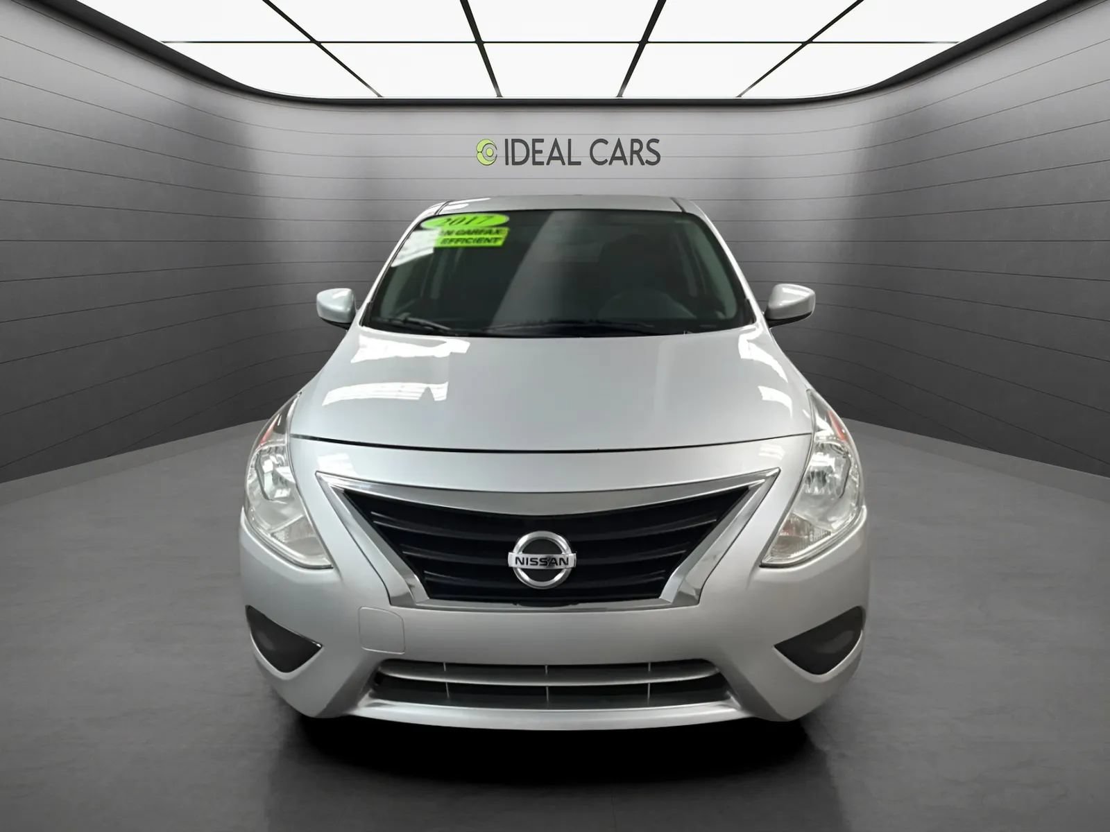 Used 2017 Nissan Versa S Plus FWD image 2