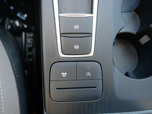 Certified 2022 Ford Escape SE AWD/4WD image 29