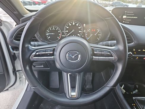 Used 2023 MAZDA MAZDA3 s image 19