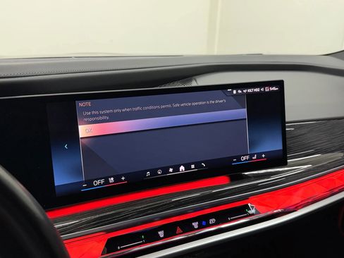 Used 2023 BMW 740i w/ Parking Assistance Package RWD image 27